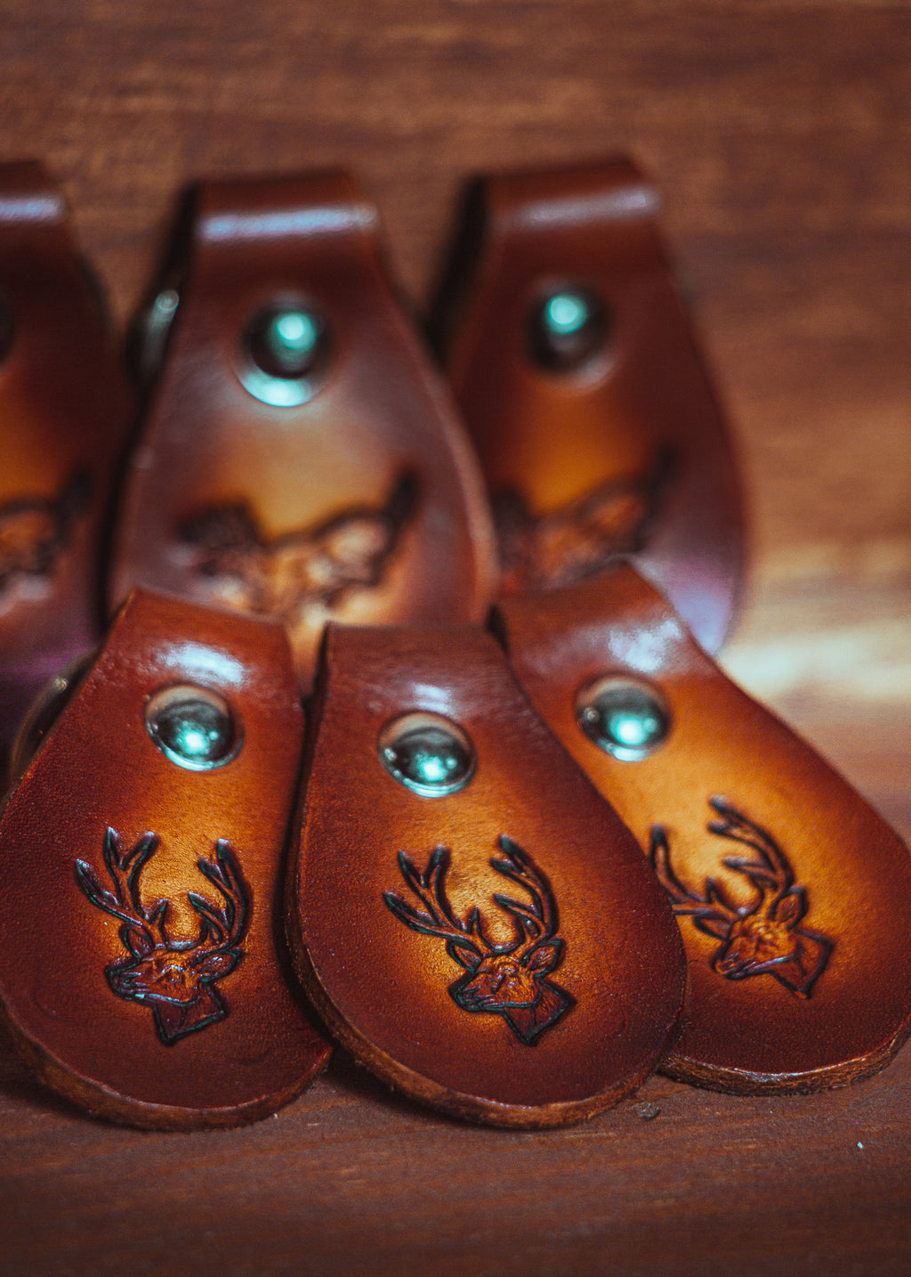 Leather key chain tag with deer mount stamp – Adirondack made